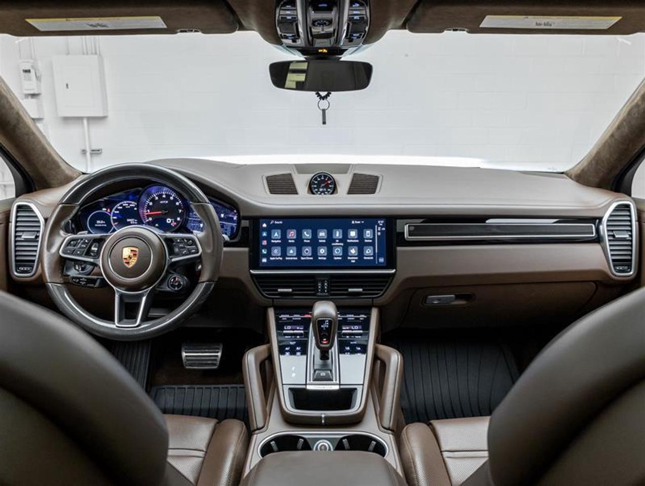 2023 Porsche Cayenne  Photo