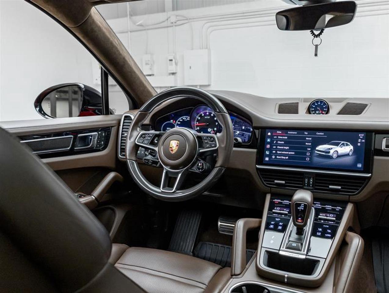 2023 Porsche Cayenne  Photo