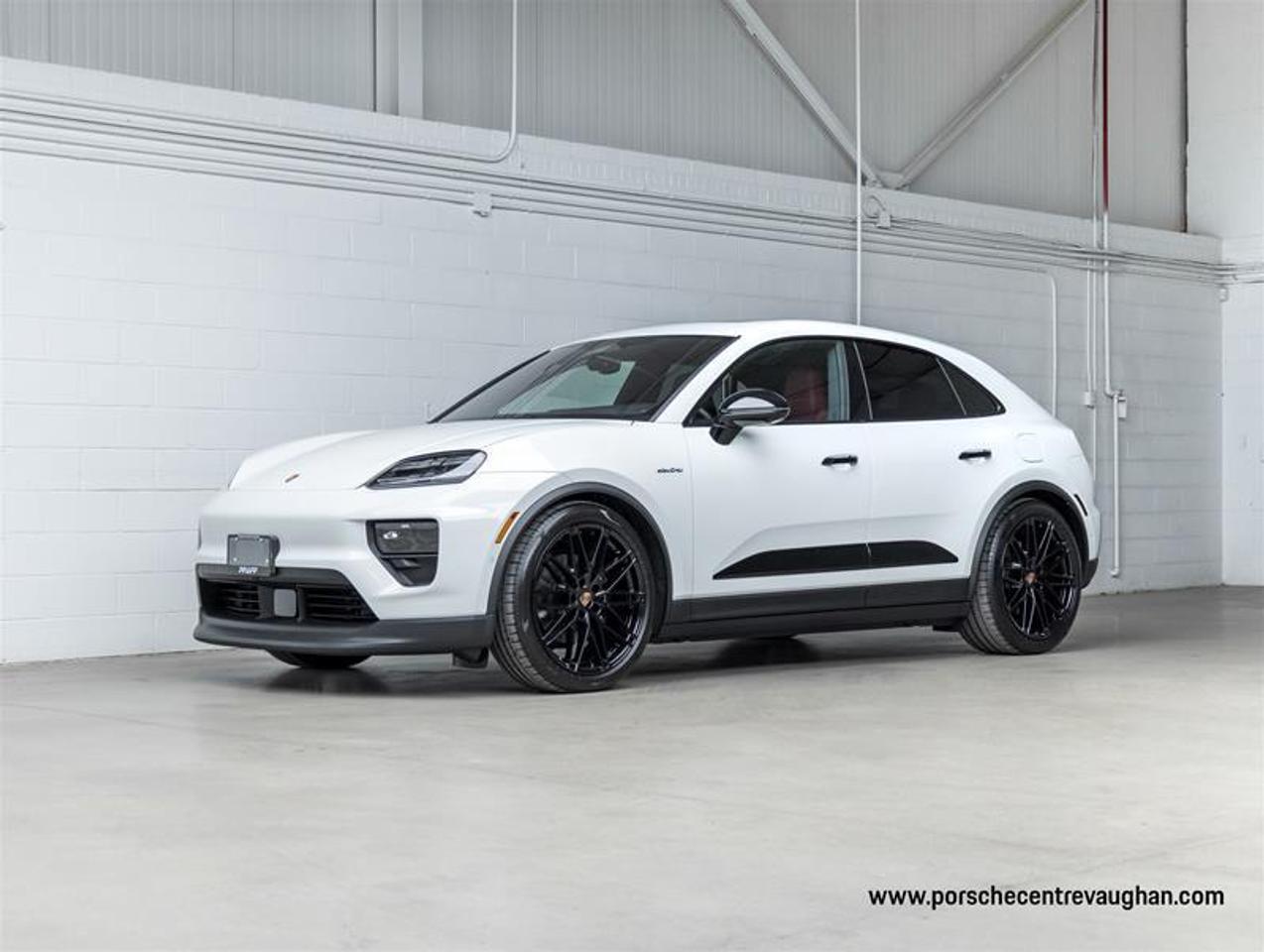 2026 Porsche Macan  Photo0