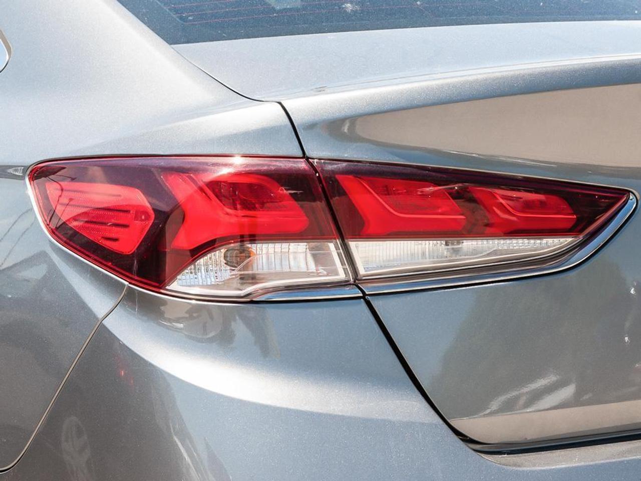 2019 Hyundai Sonata Luxury (A6) 4dr Sedan Photo