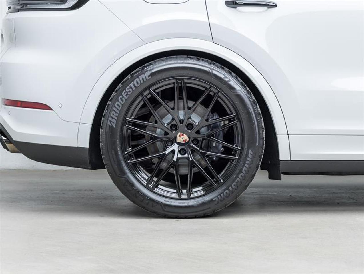 2026 Porsche Cayenne  Photo