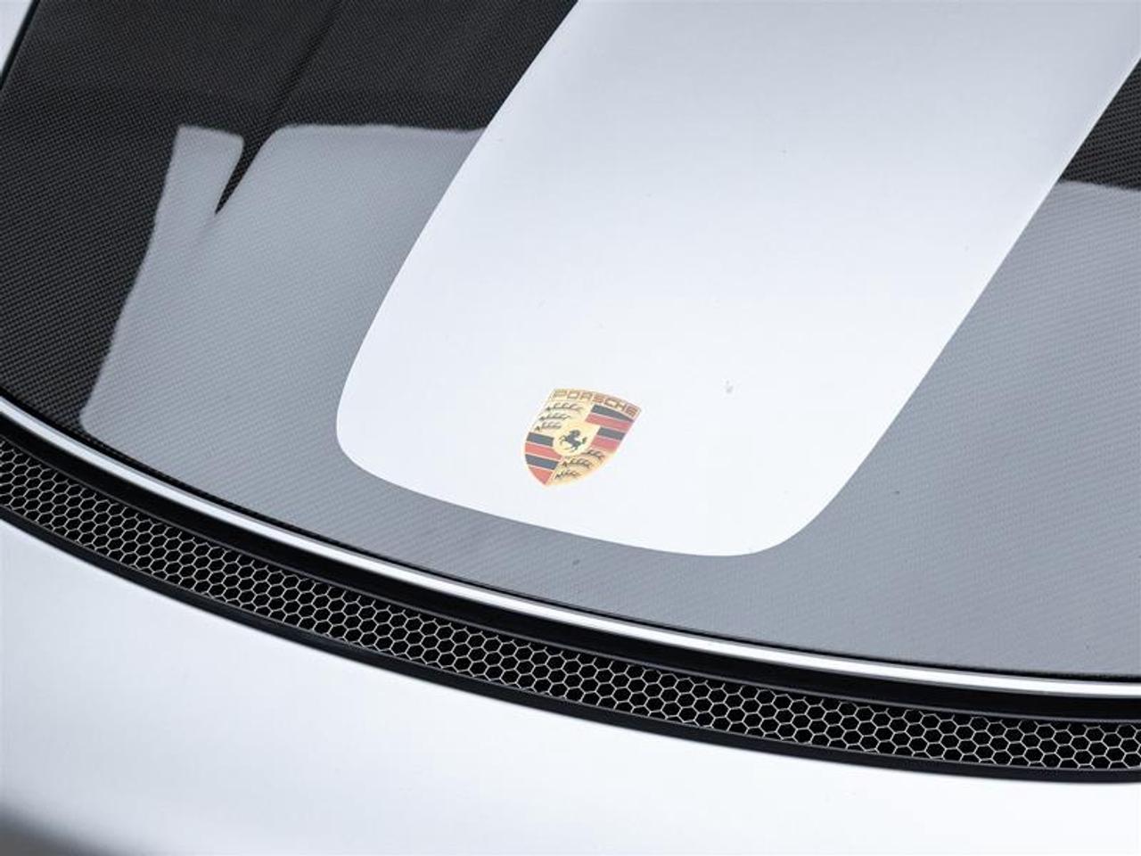 2025 Porsche 718 Cayman  Photo