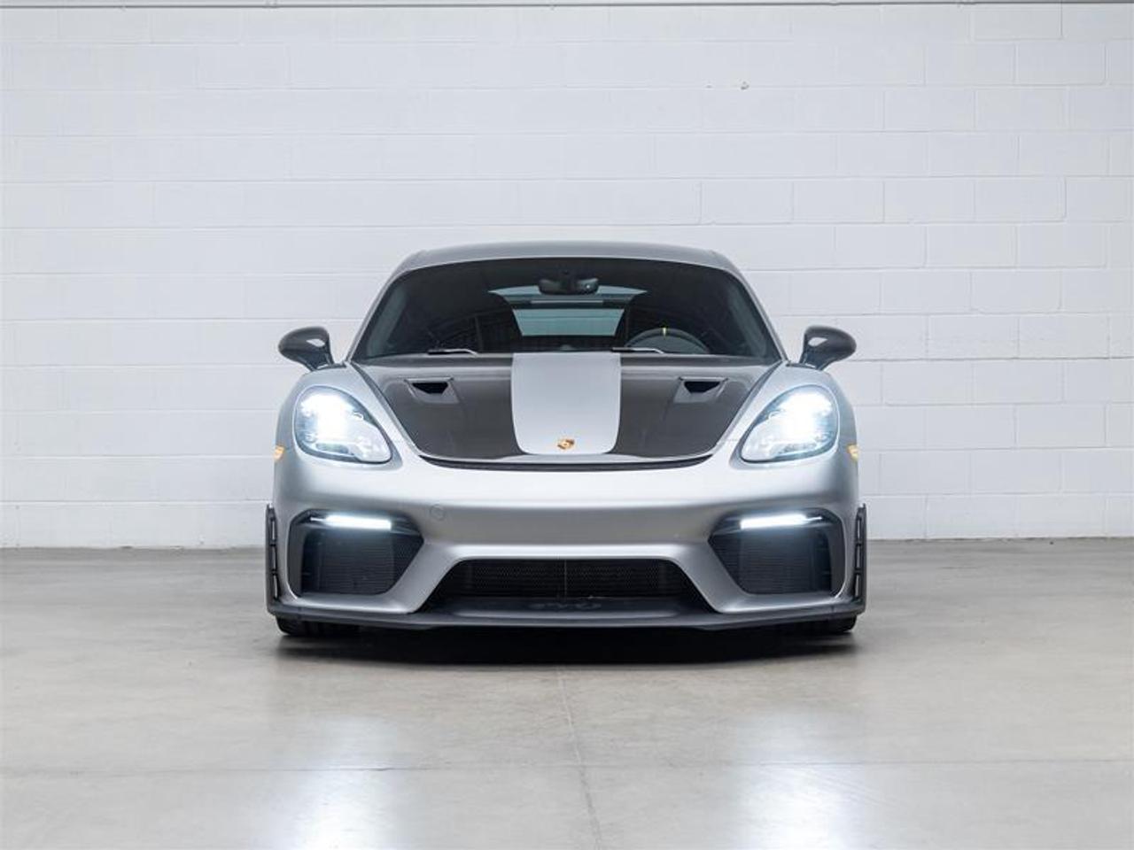 2025 Porsche 718 Cayman  Photo