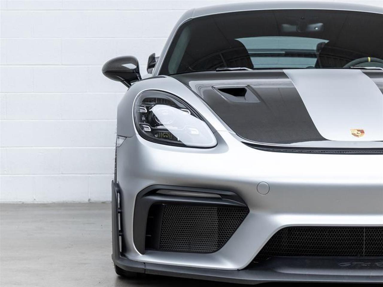 2025 Porsche 718 Cayman  Photo