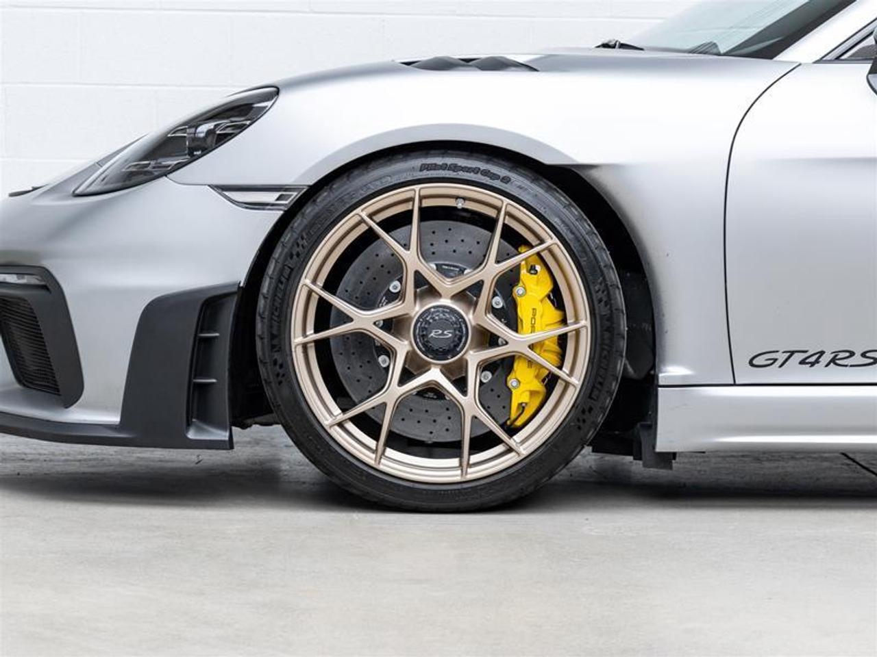 2025 Porsche 718 Cayman  Photo