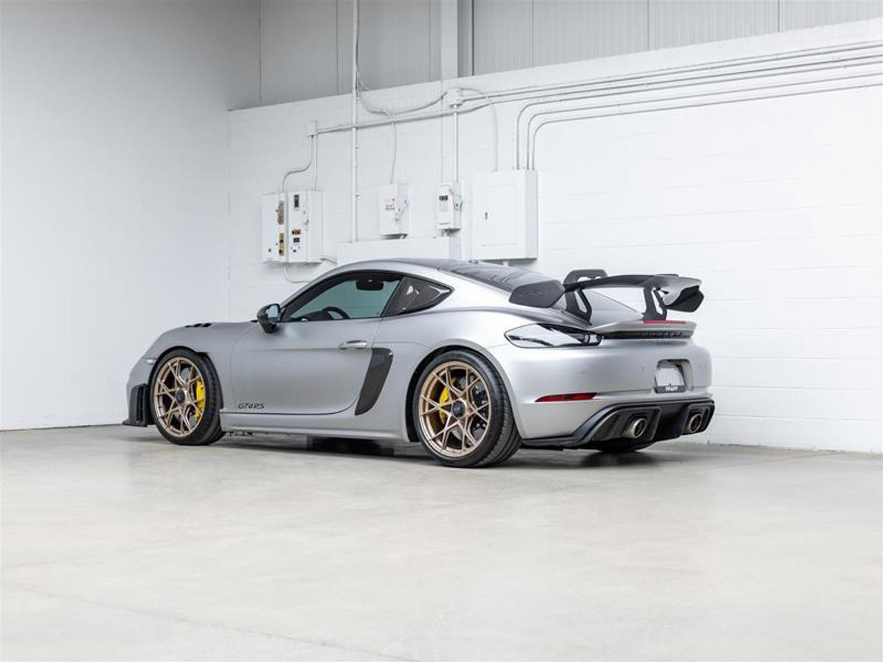 2025 Porsche 718 Cayman  Photo