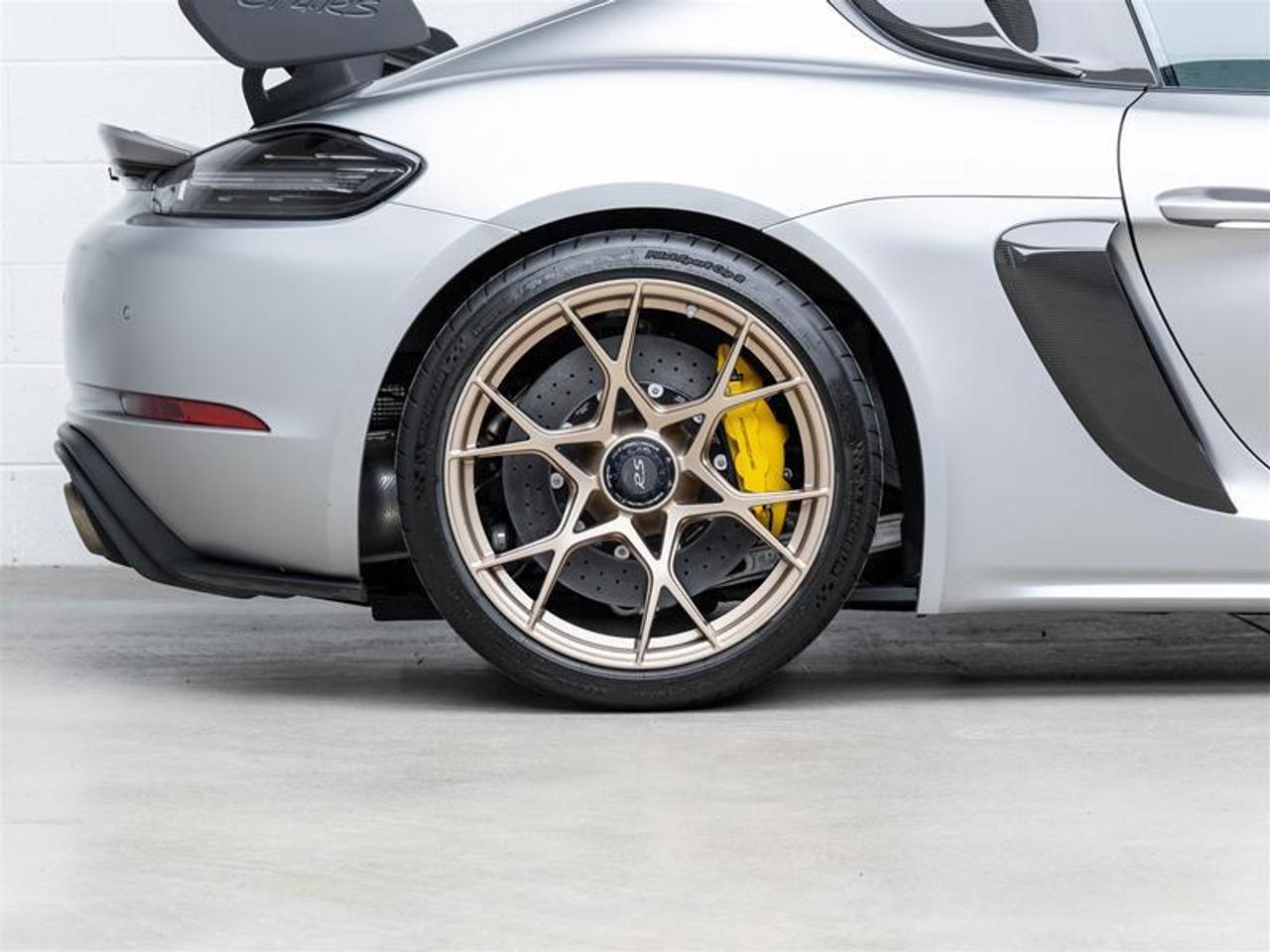 2025 Porsche 718 Cayman  Photo