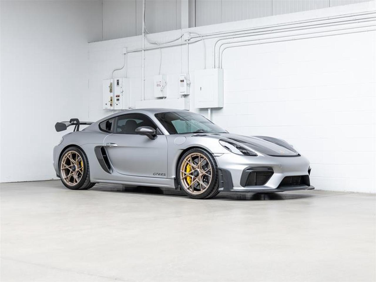 2025 Porsche 718 Cayman  Photo