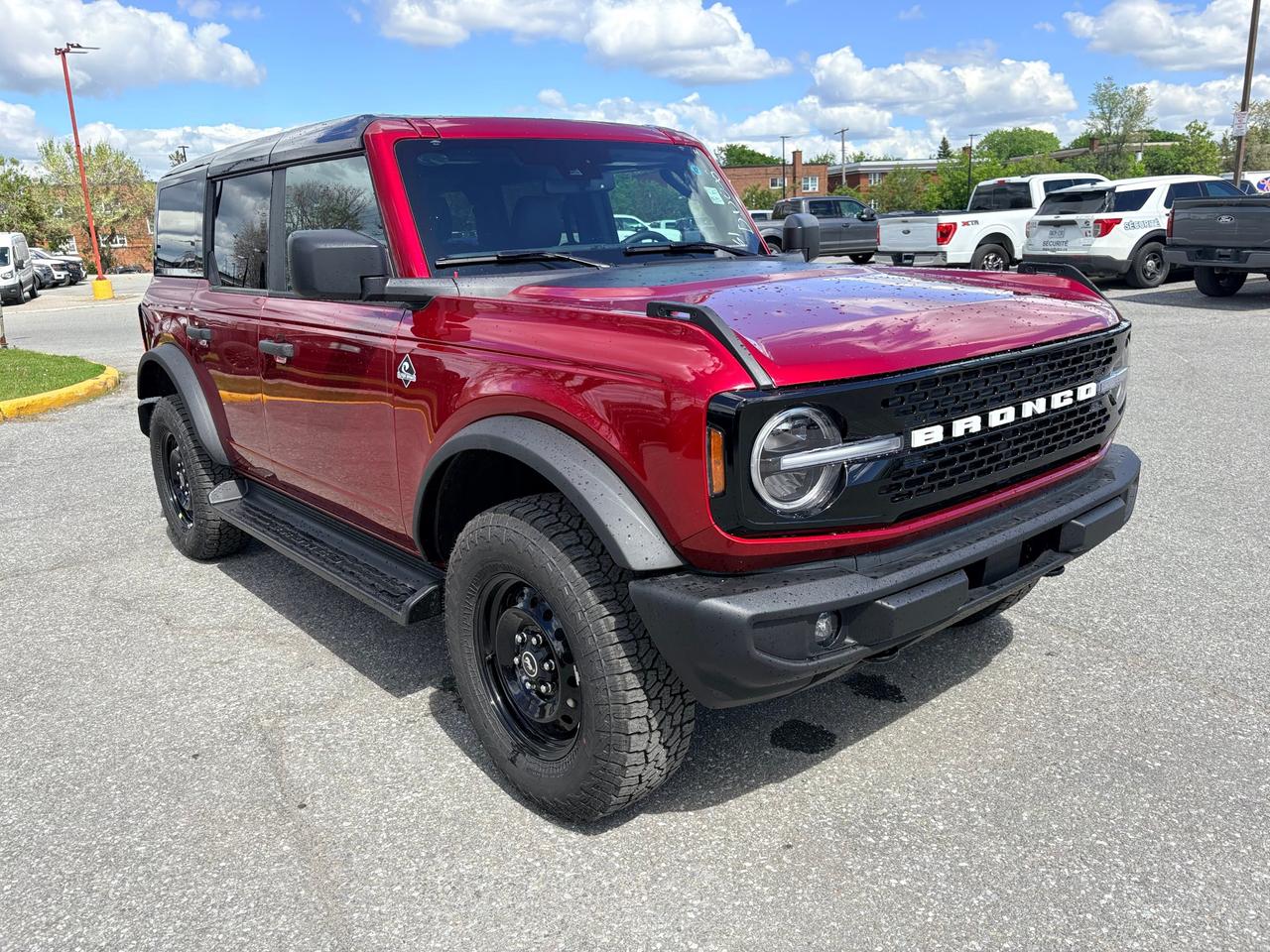 2026 Ford Bronco Outer Banks 4dr 4x4 Photo