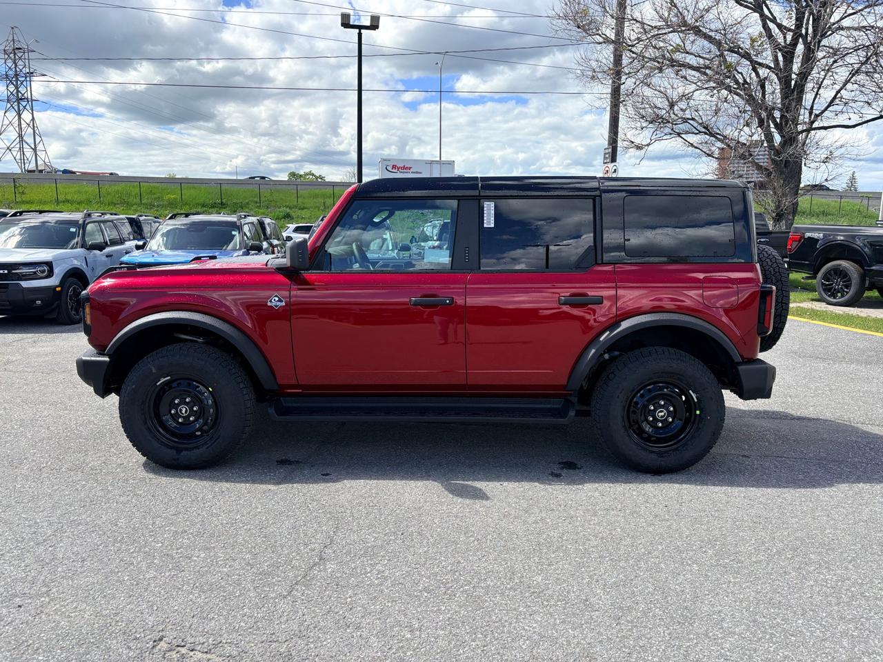 2026 Ford Bronco Outer Banks 4dr 4x4 Photo