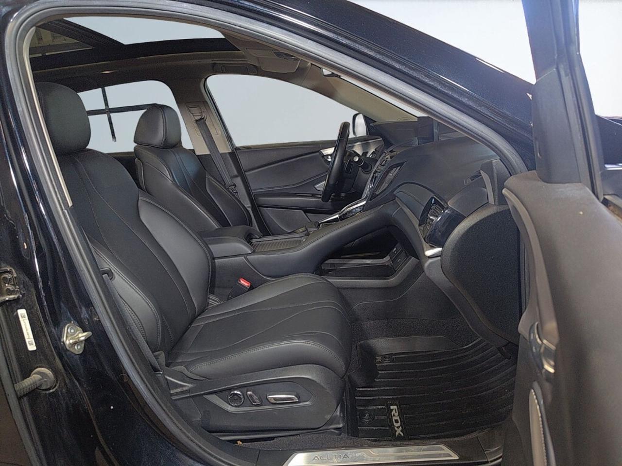 2019 Acura RDX SH-AWD   Only 60694 KMs   Panoramic Roof   AcuraWa Photo