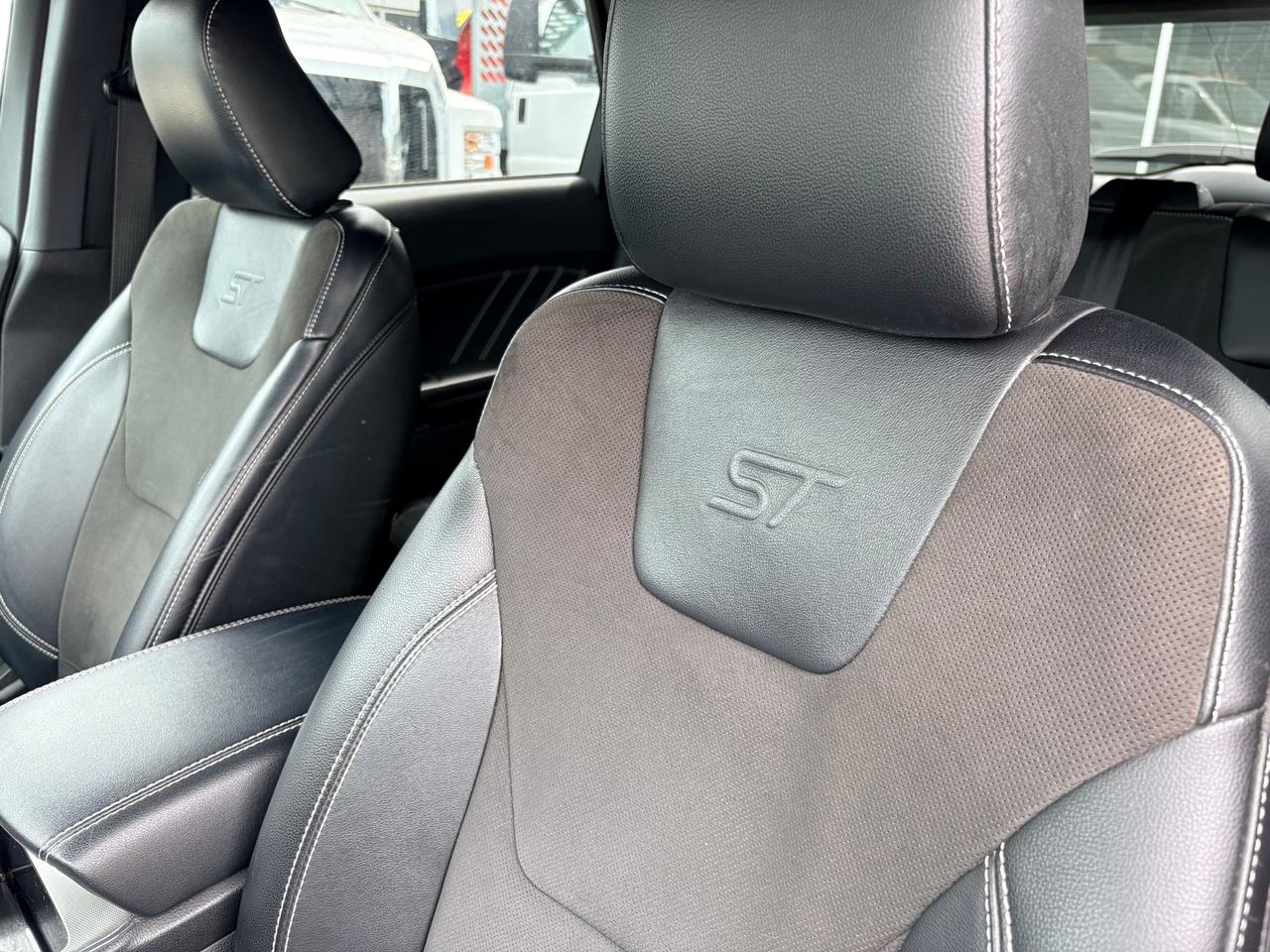 2022 Ford Edge ST 4dr All-Wheel Drive Photo