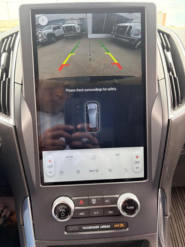 2022 Ford Edge ST 4dr All-Wheel Drive Photo