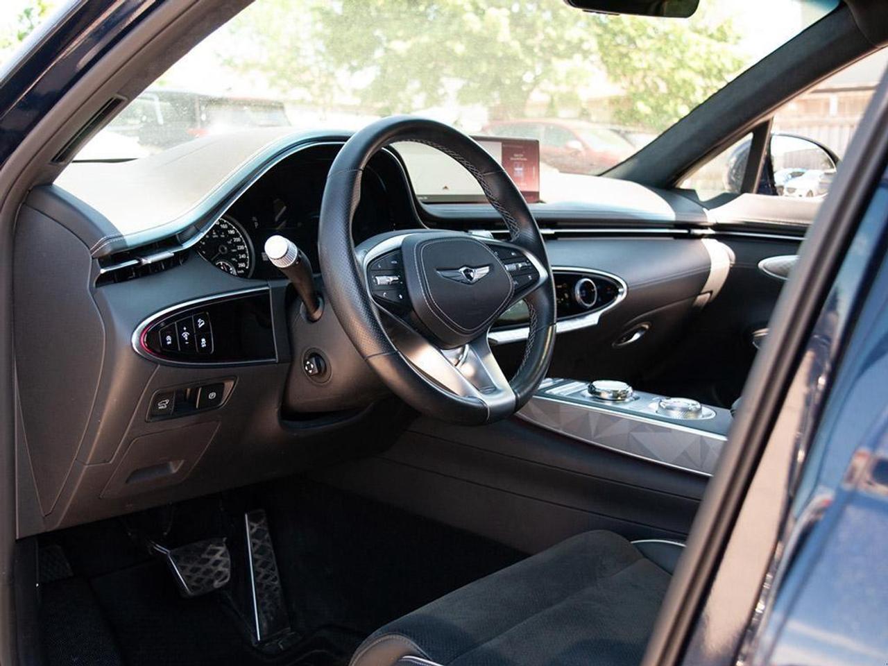 2023 Genesis GV70 2.5T Prestige 4dr All-Wheel Drive Photo