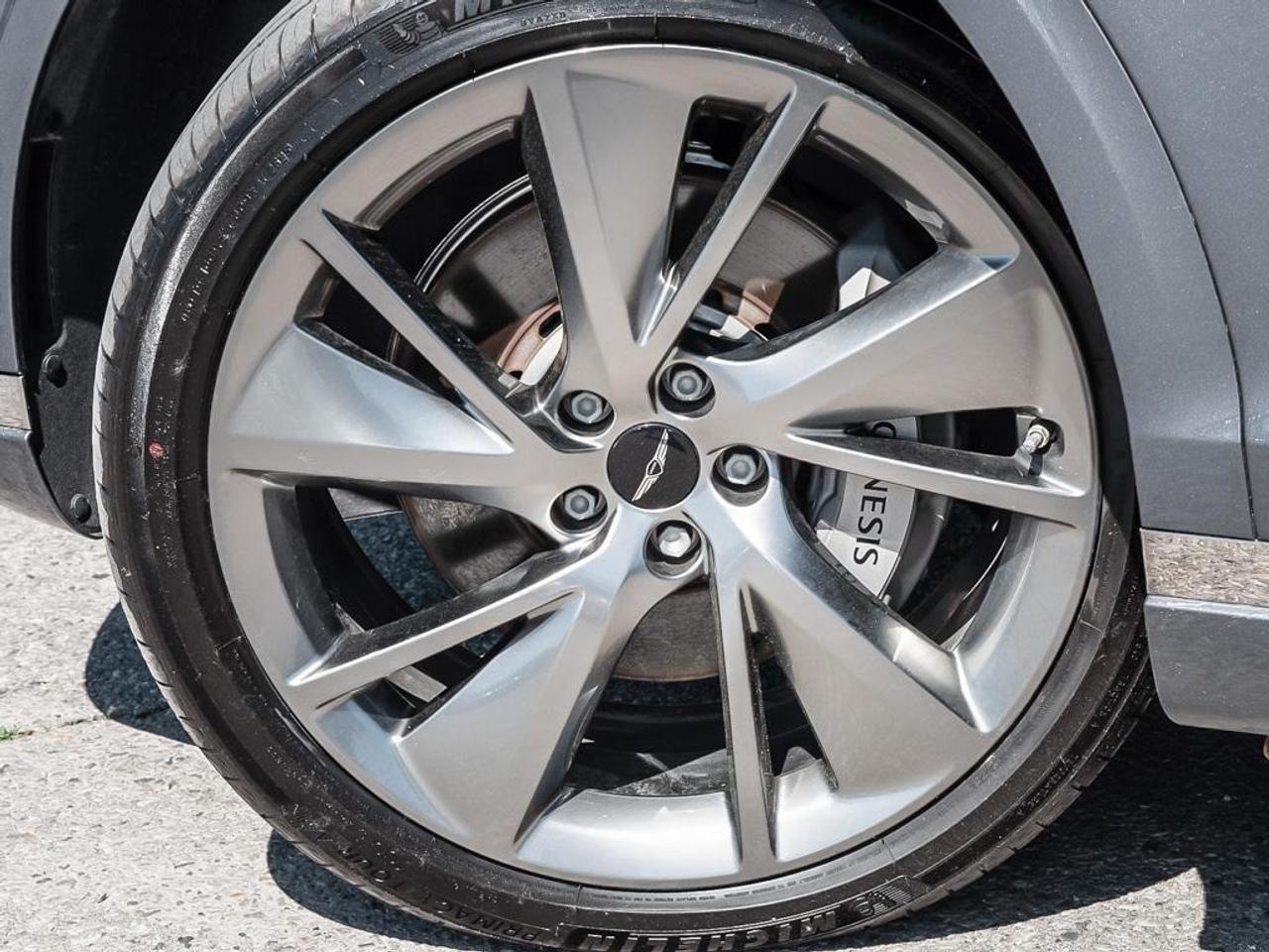2026 Genesis GV70  Photo