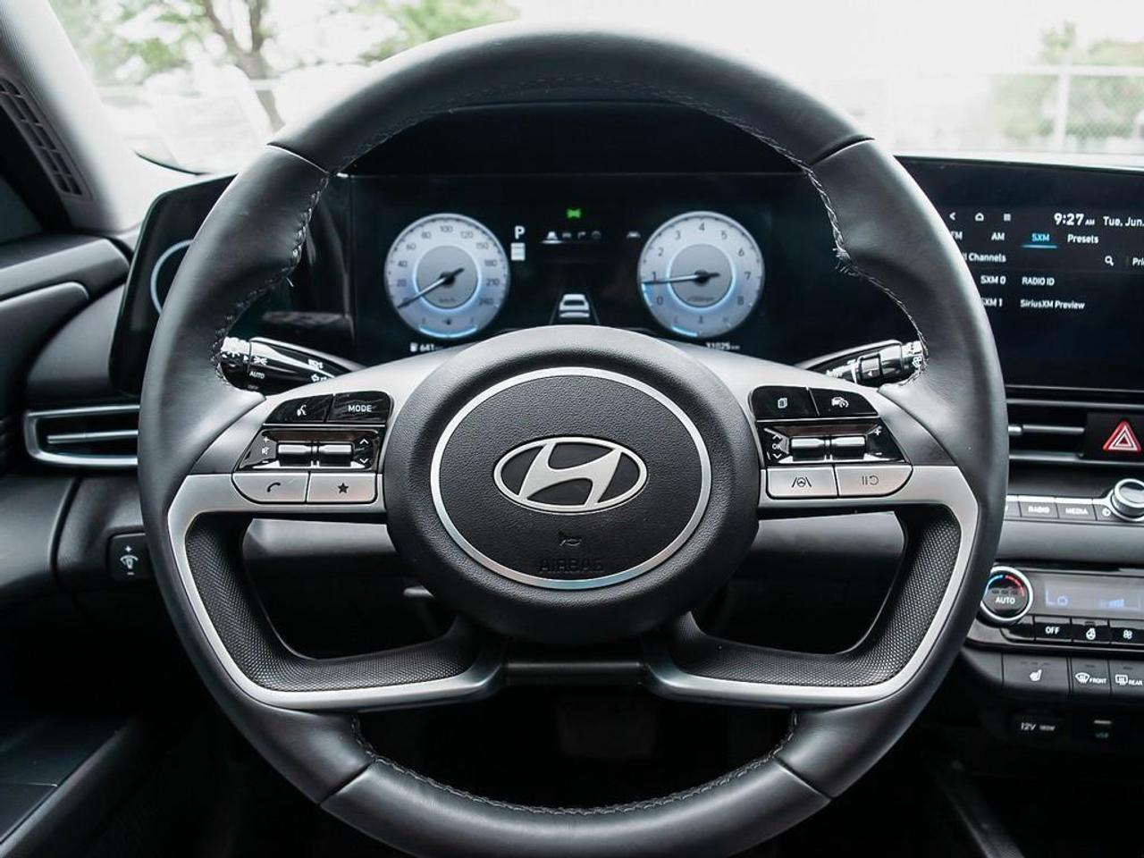 2025 Hyundai Elantra Preferred w/Tech Pkg 4dr Sedan Photo