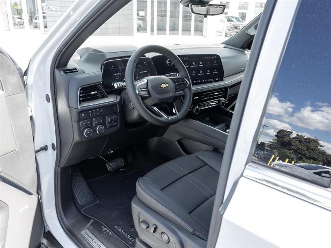 2026 Chevrolet Suburban High Country 4dr 4x4 Photo