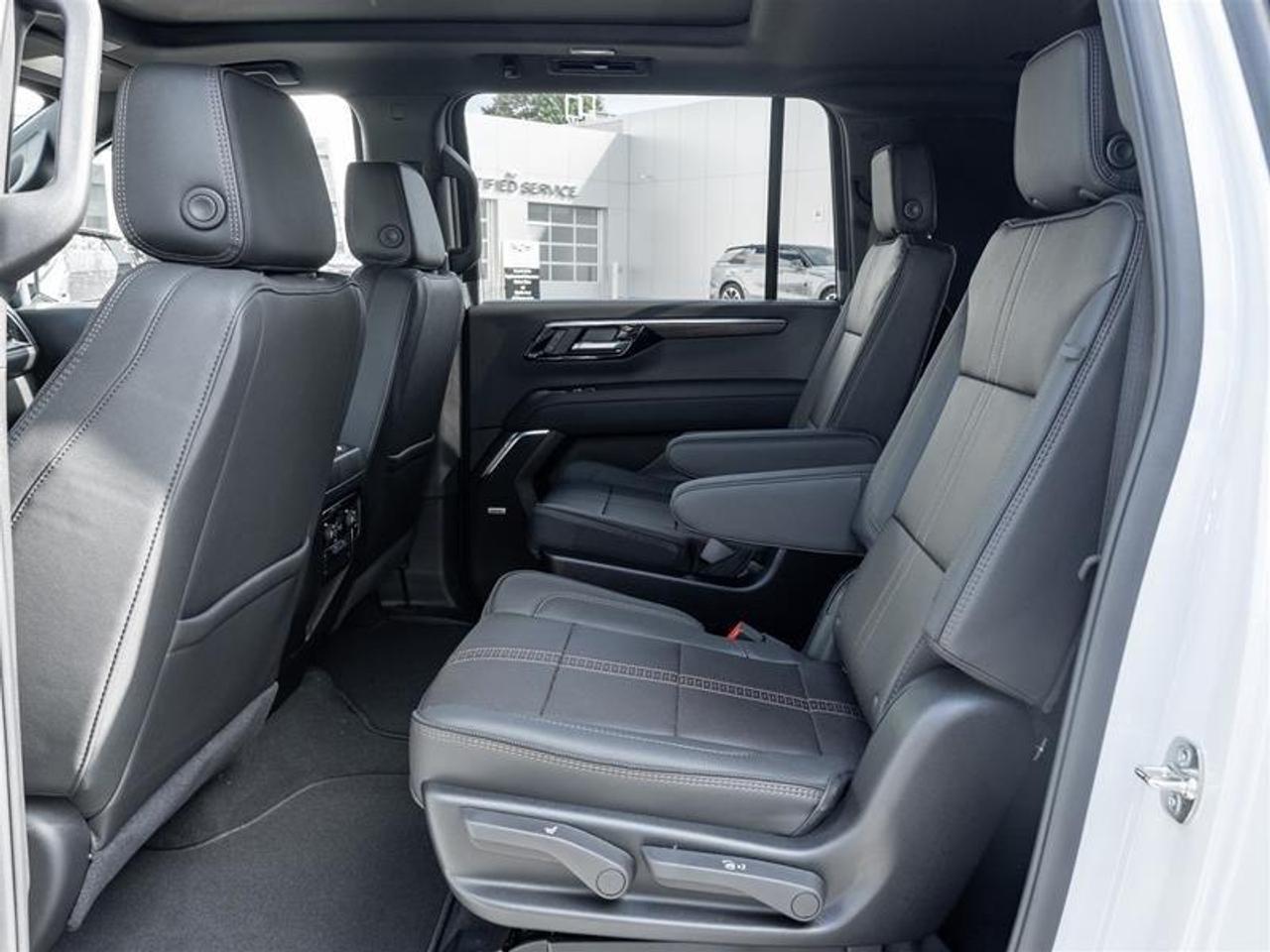 2026 Chevrolet Suburban High Country 4dr 4x4 Photo