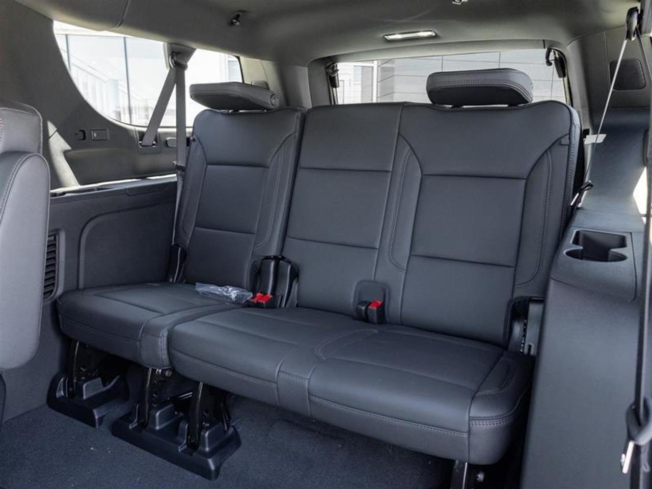 2026 Chevrolet Suburban High Country 4dr 4x4 Photo