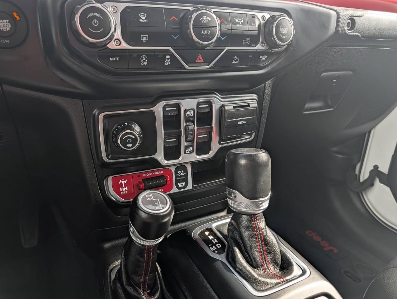 2022 Jeep Gladiator Rubicon Local trade/ No accidents Photo