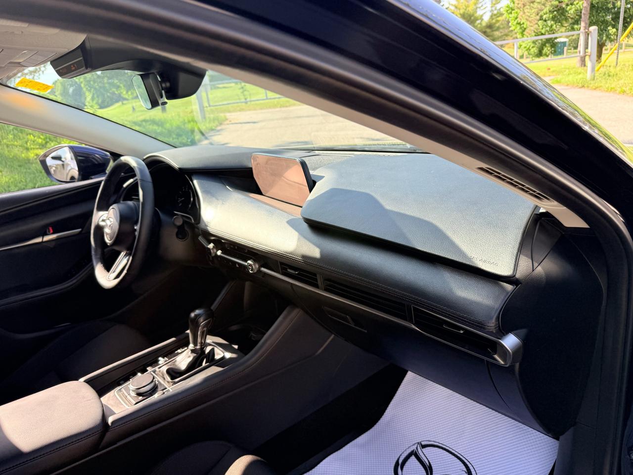 2023 Mazda 3 GS (A6) 4dr Front-Wheel Drive Sedan Photo