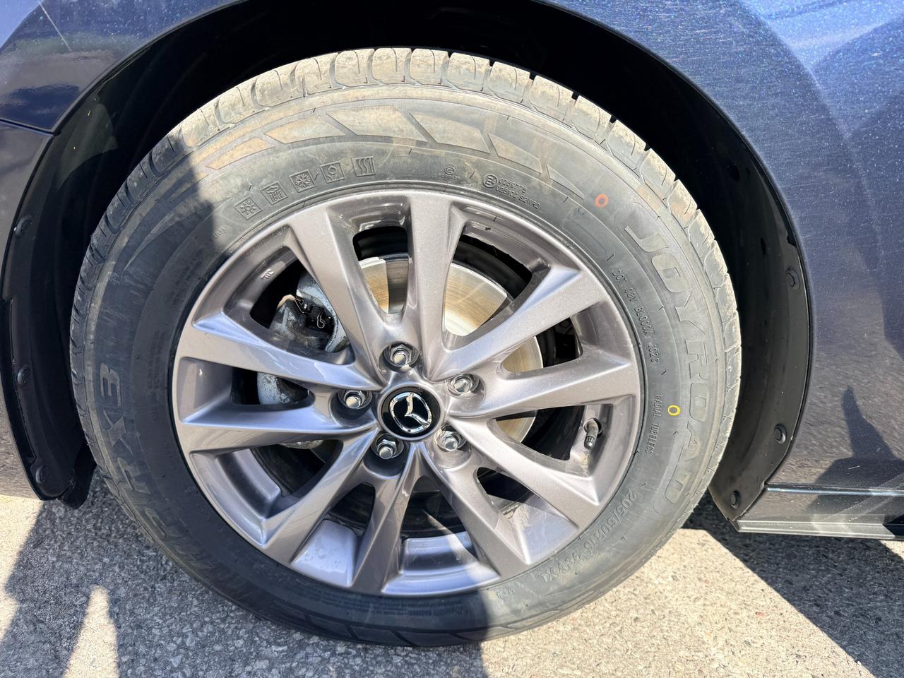 2023 Mazda 3 GS (A6) 4dr Front-Wheel Drive Sedan Photo