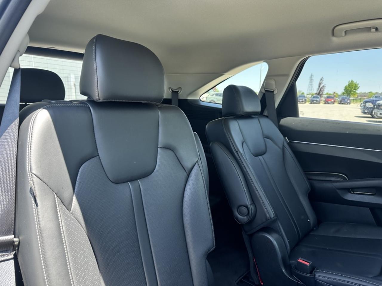 2025 Kia Sorento EX Photo