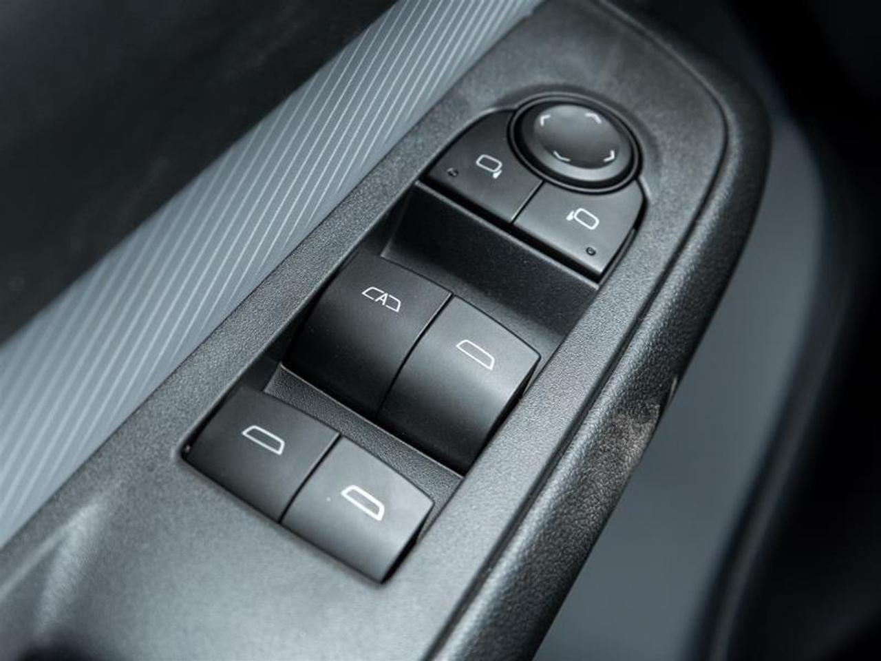 2027 Chevrolet Bolt LT 4dr Photo