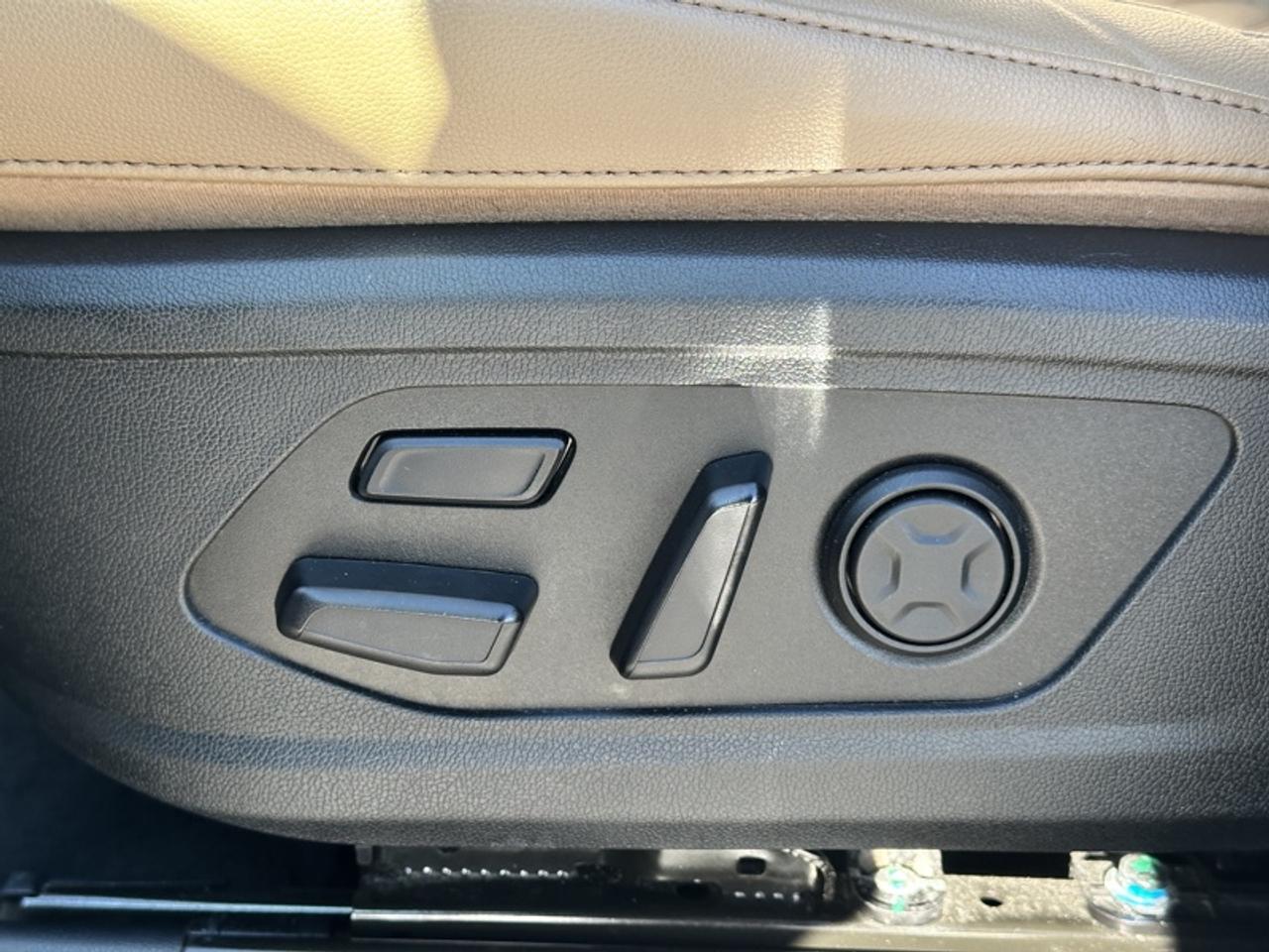 2024 Kia Sorento X-Line Limited Photo