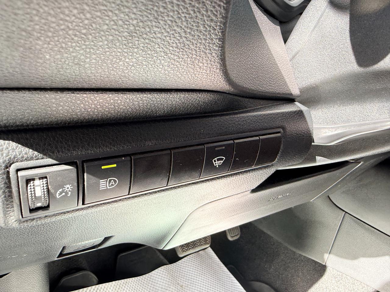 2024 Toyota Corolla SE 4dr Sedan Photo