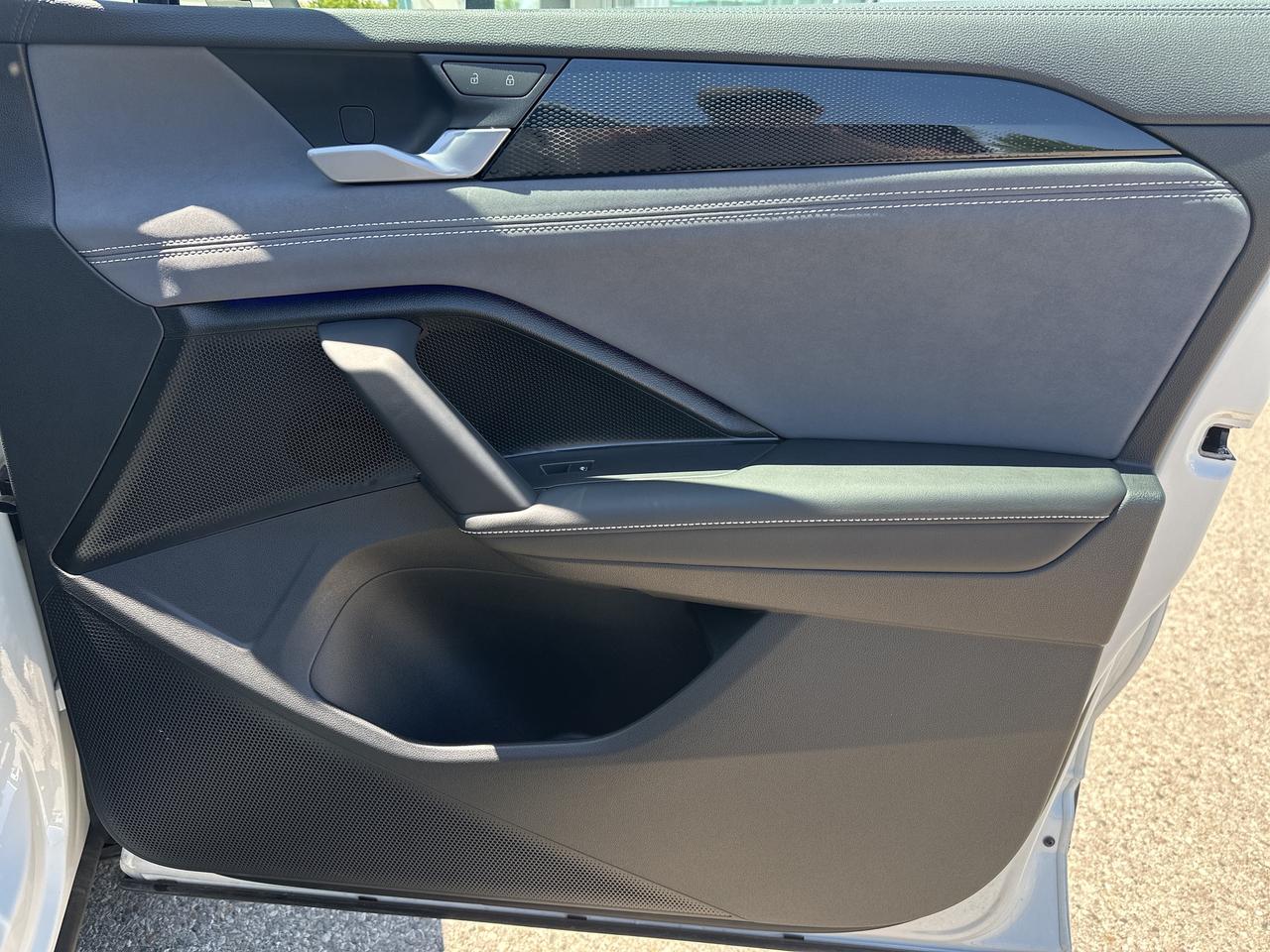 2025 Volkswagen Tiguan COMFORTLINE 4Motion Photo
