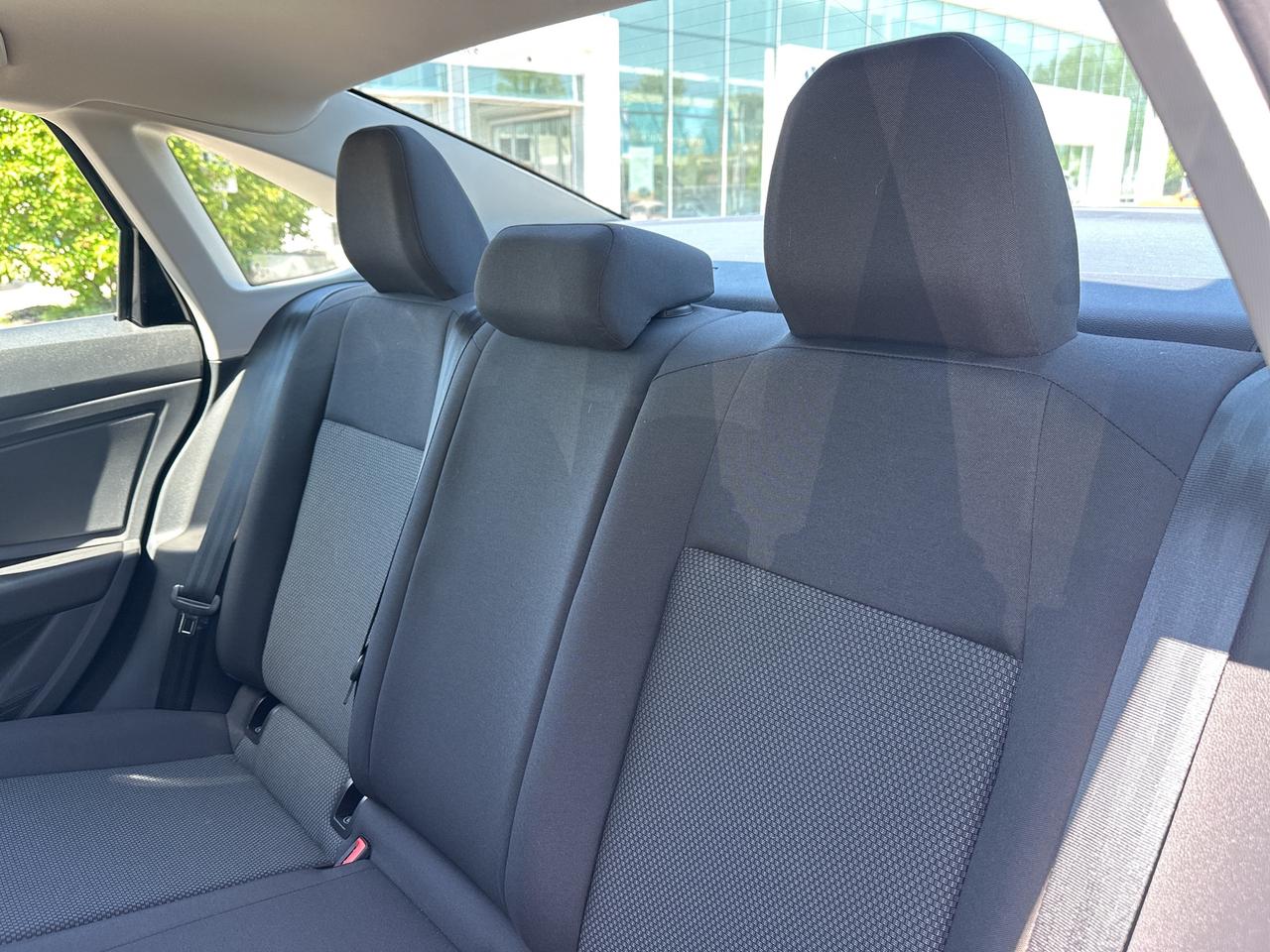 2019 Volkswagen Jetta Comfortline Manual Photo