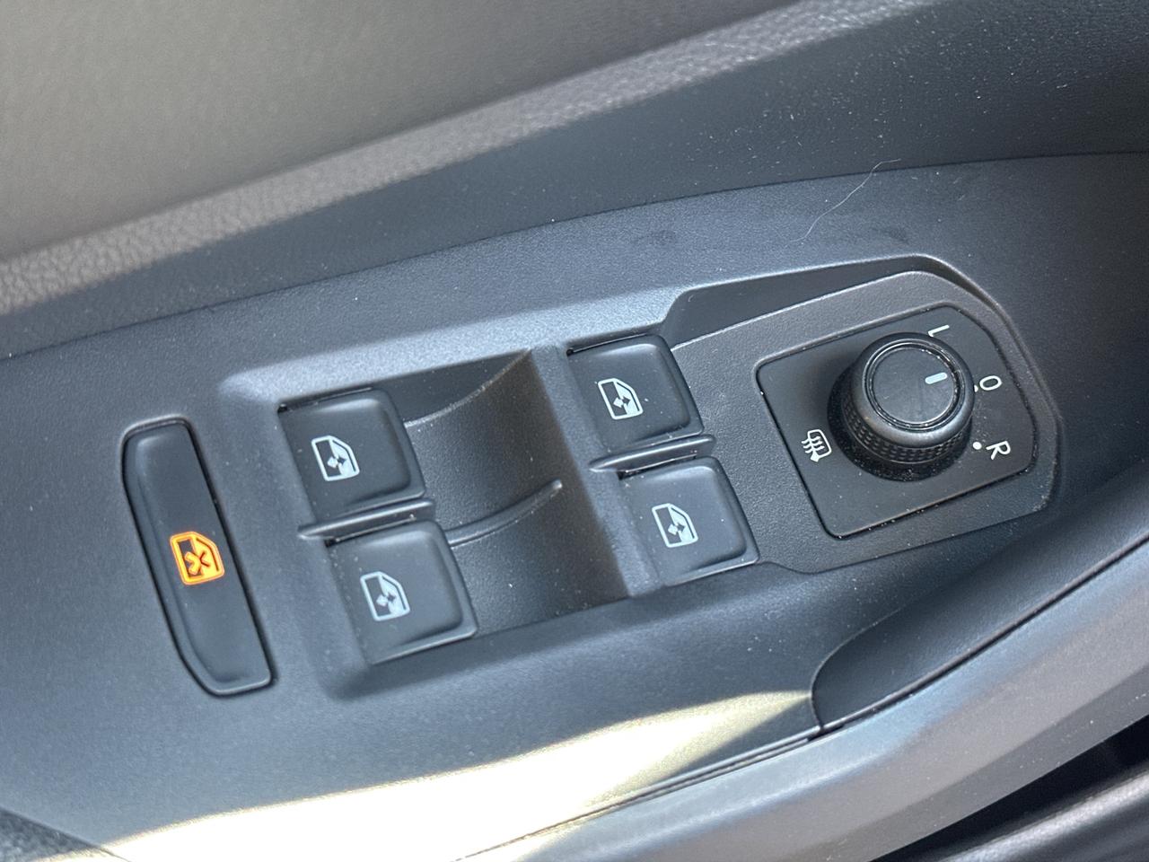 2019 Volkswagen Jetta Comfortline Manual Photo