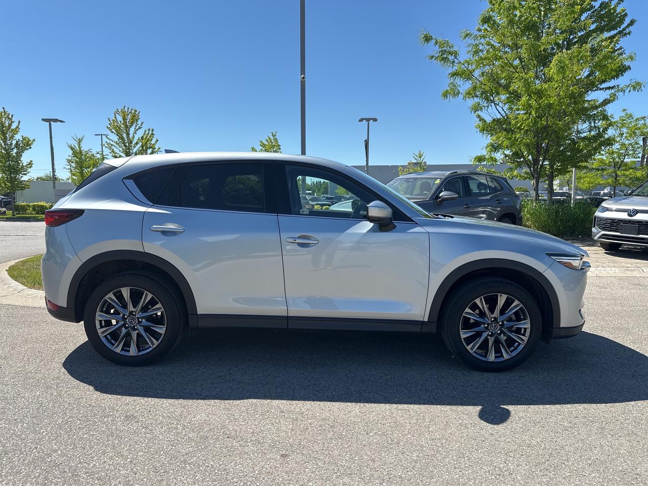 2021 Mazda CX-5 Signature AWD Photo