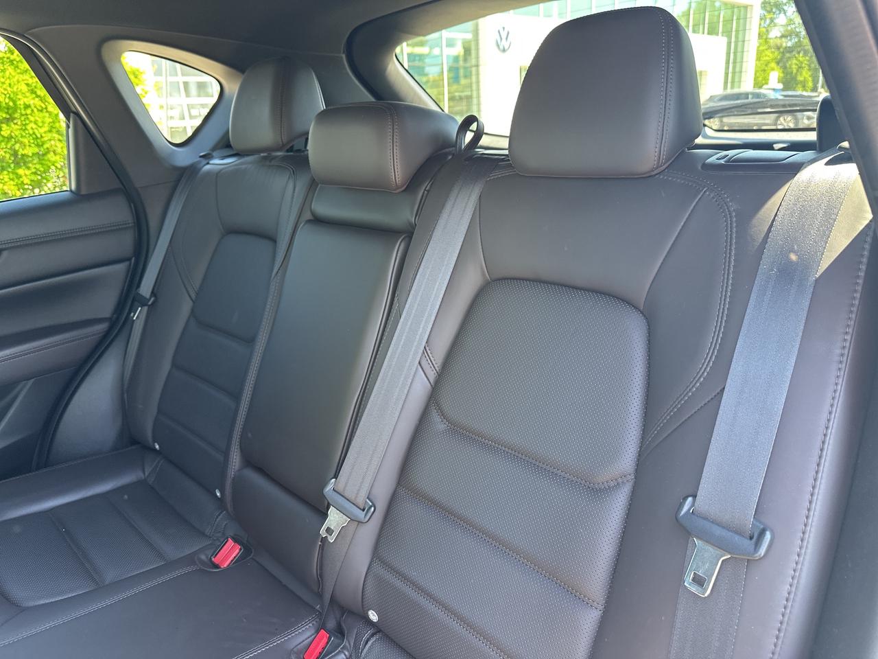 2021 Mazda CX-5 Signature AWD Photo