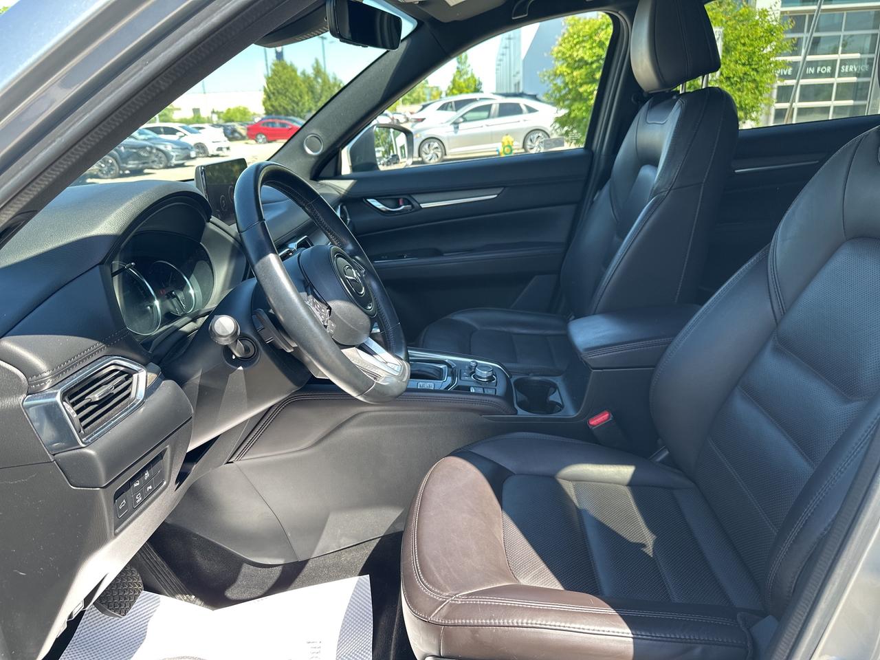 2021 Mazda CX-5 Signature AWD Photo