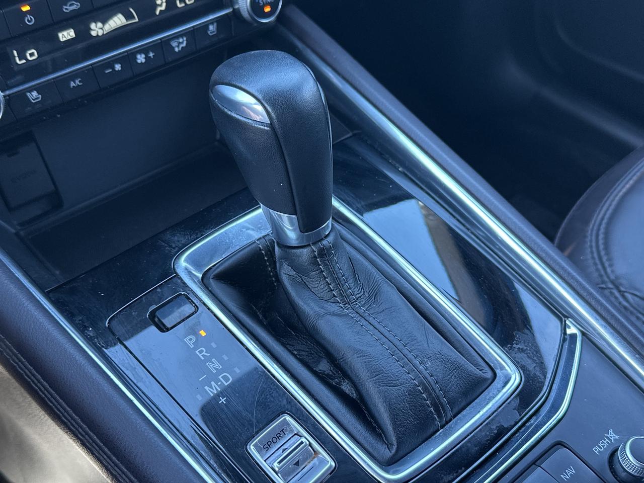 2021 Mazda CX-5 Signature AWD Photo