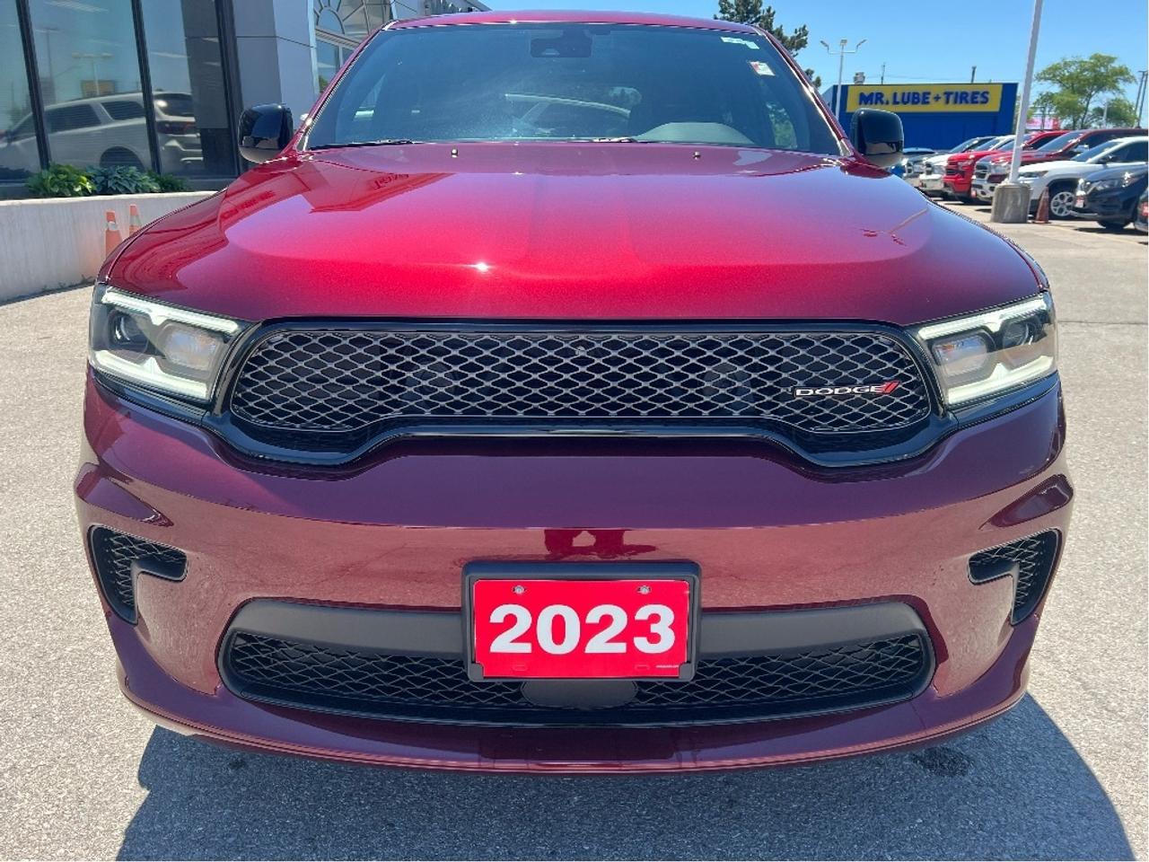 2023 Dodge Durango SXT Plus AWD *SUN *PWR SEAT *CARPLAY *7-PASS Photo2