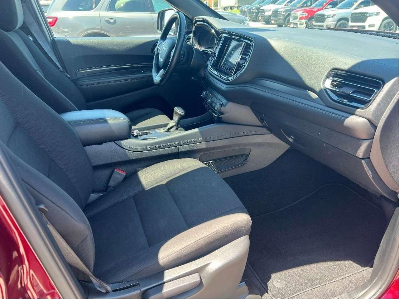 2023 Dodge Durango SXT Plus AWD *SUN *PWR SEAT *CARPLAY *7-PASS Photo