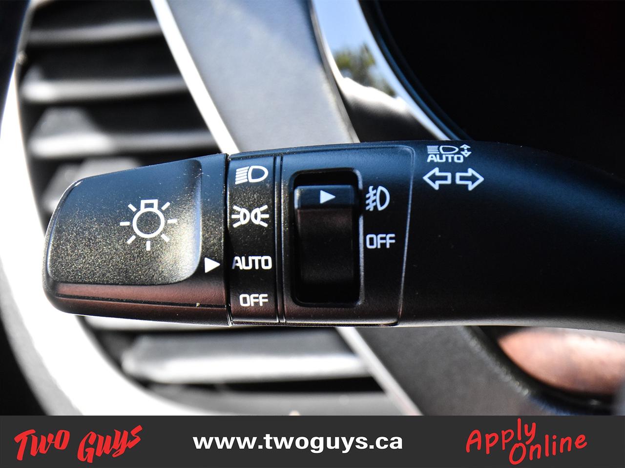 2023 Kia Seltos EX AWD Leather Sunroof Back Up Camera Photo