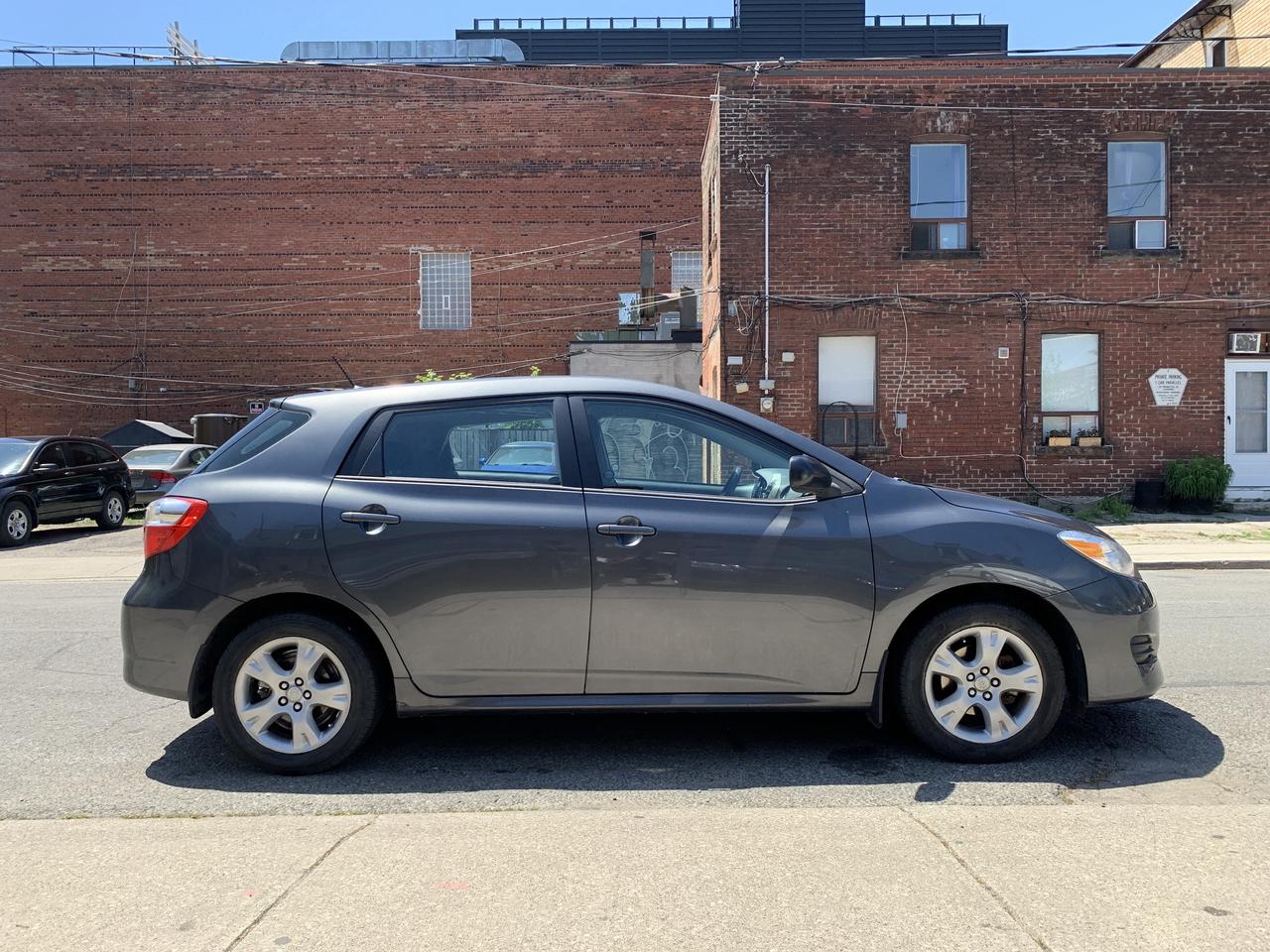 2013 Toyota Matrix 4DR WGN AUTO FWD Photo