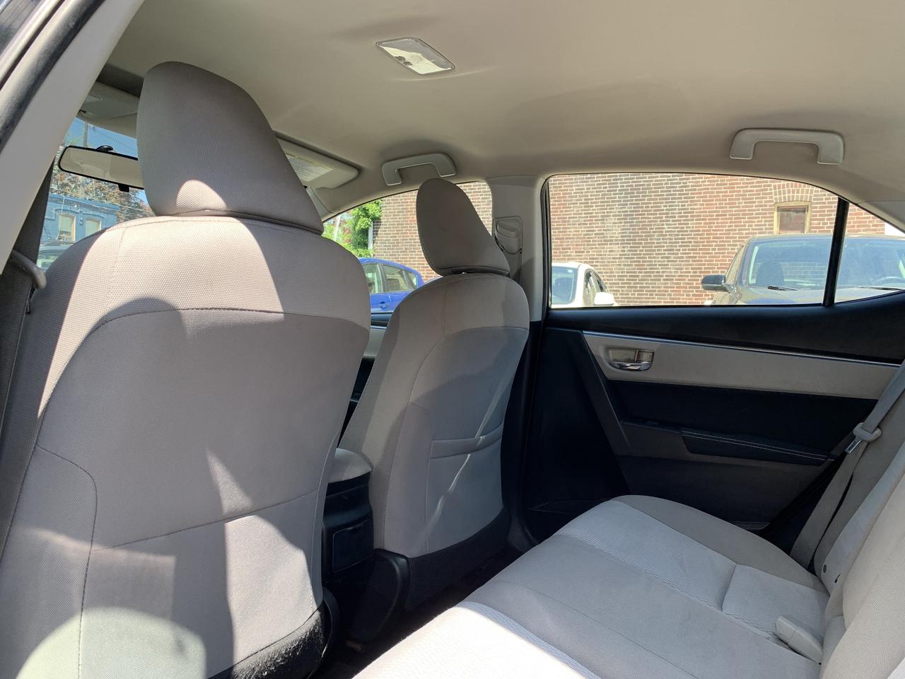 2015 Toyota Corolla 4dr Sdn CVT LE Photo