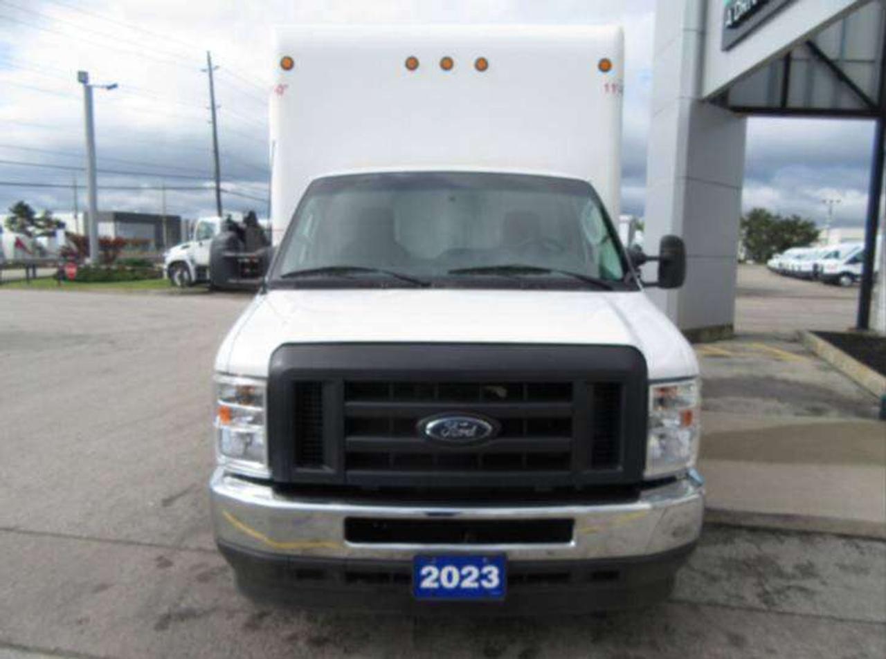 2023 Ford E-450 CUBE VAN 16FT HIGH BOX WITH ROLLOUT RAMP Photo