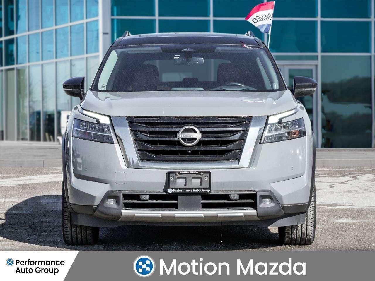 2022 Nissan Pathfinder Platinum Photo3