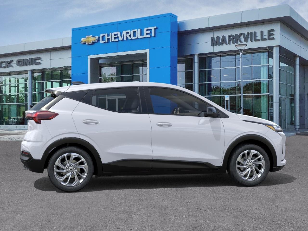 2027 Chevrolet Bolt LT 4dr Photo4