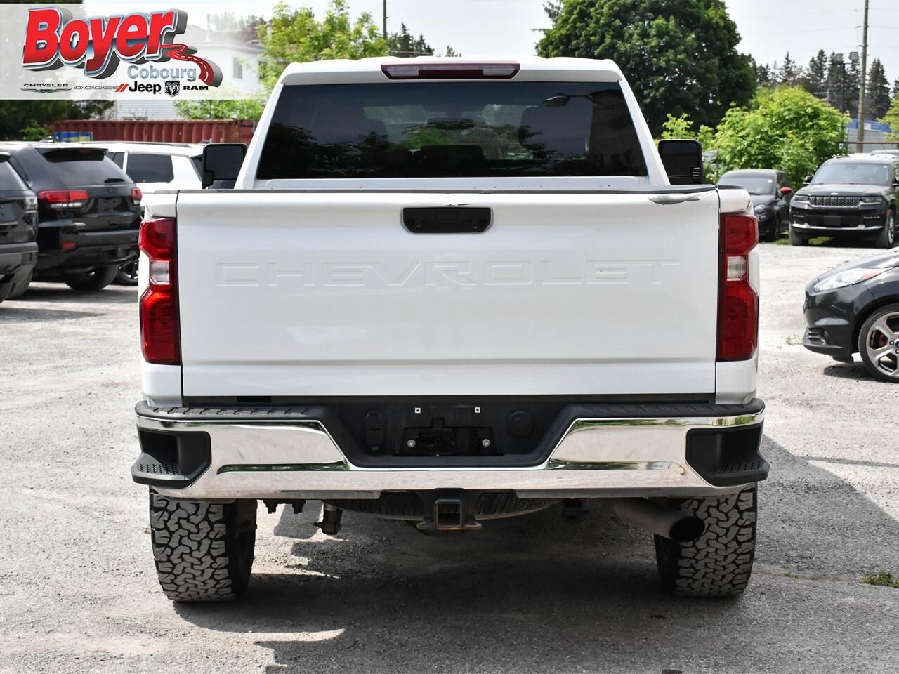 2023 Chevrolet Silverado 3500HD 4WD Crew Cab Standard Box LT Photo