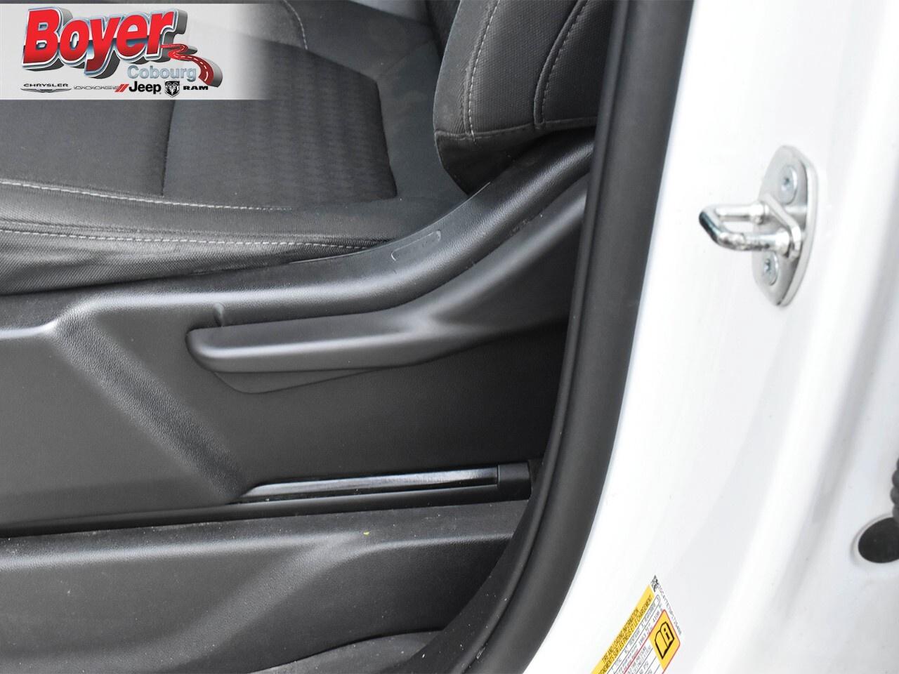 2023 Chevrolet Silverado 3500HD 4WD Crew Cab Standard Box LT Photo