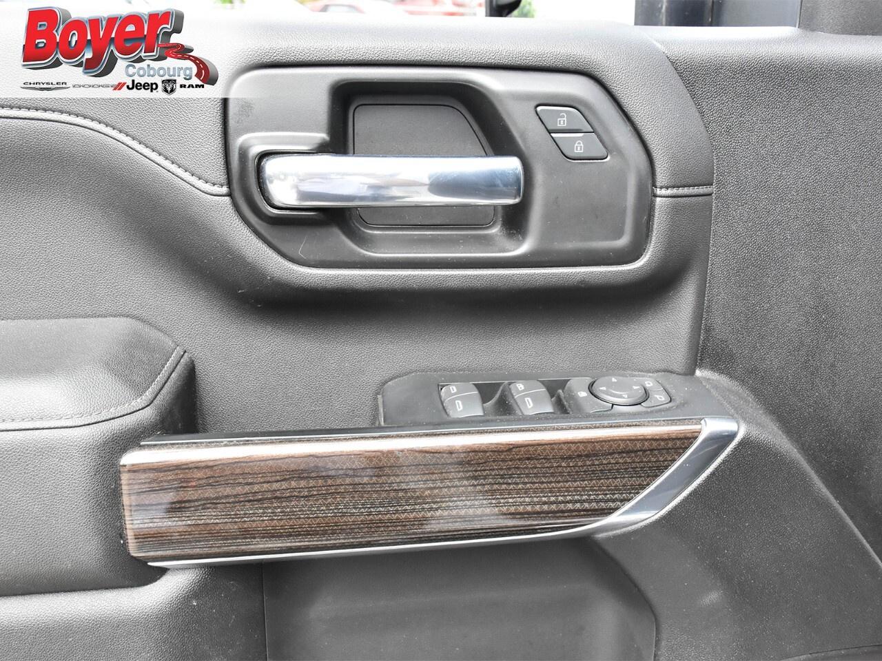 2023 Chevrolet Silverado 3500HD 4WD Crew Cab Standard Box LT Photo