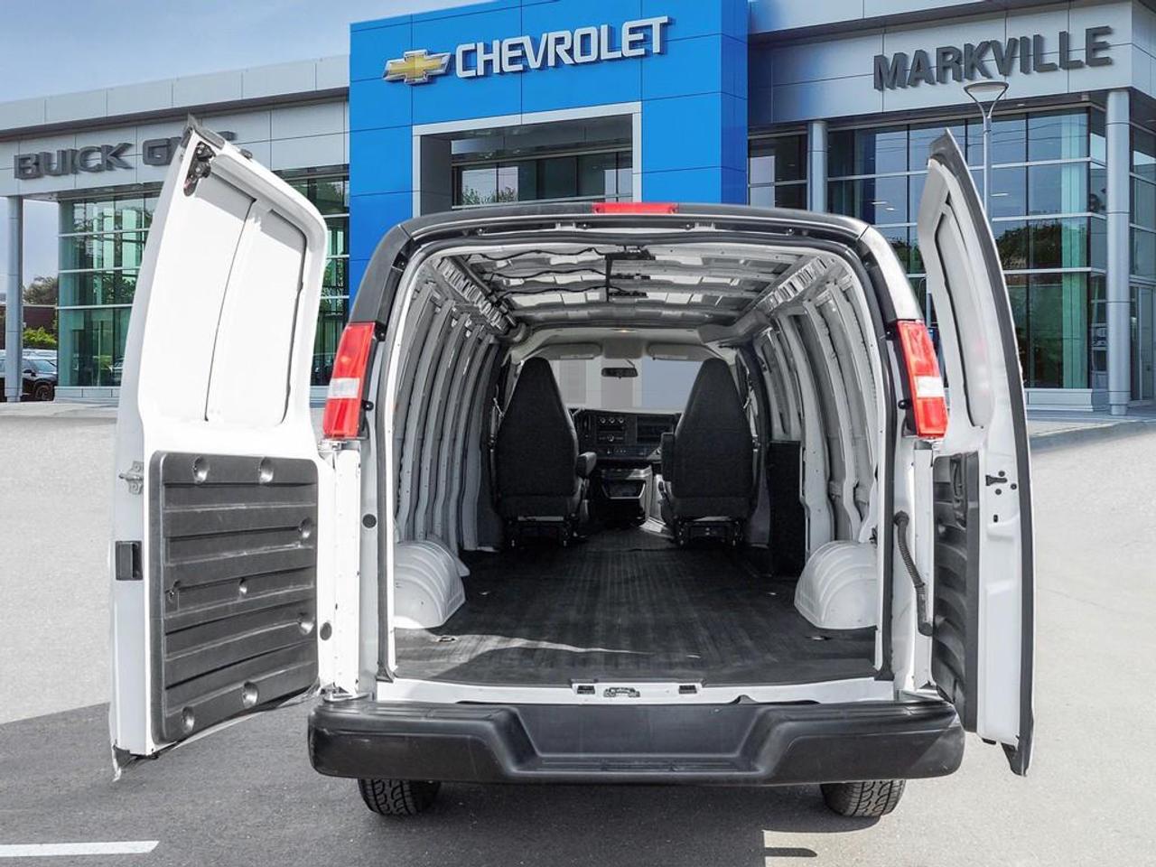 2024 GMC Savana 2500 Work Van Rear-Wheel Drive Extended Cargo Van Photo