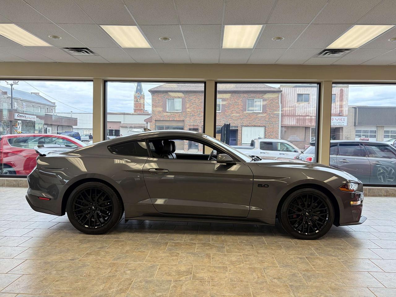 2021 Ford Mustang GT Premium HEATED/COOLED SEATS/NAV CALL BELLEVILLE Photo